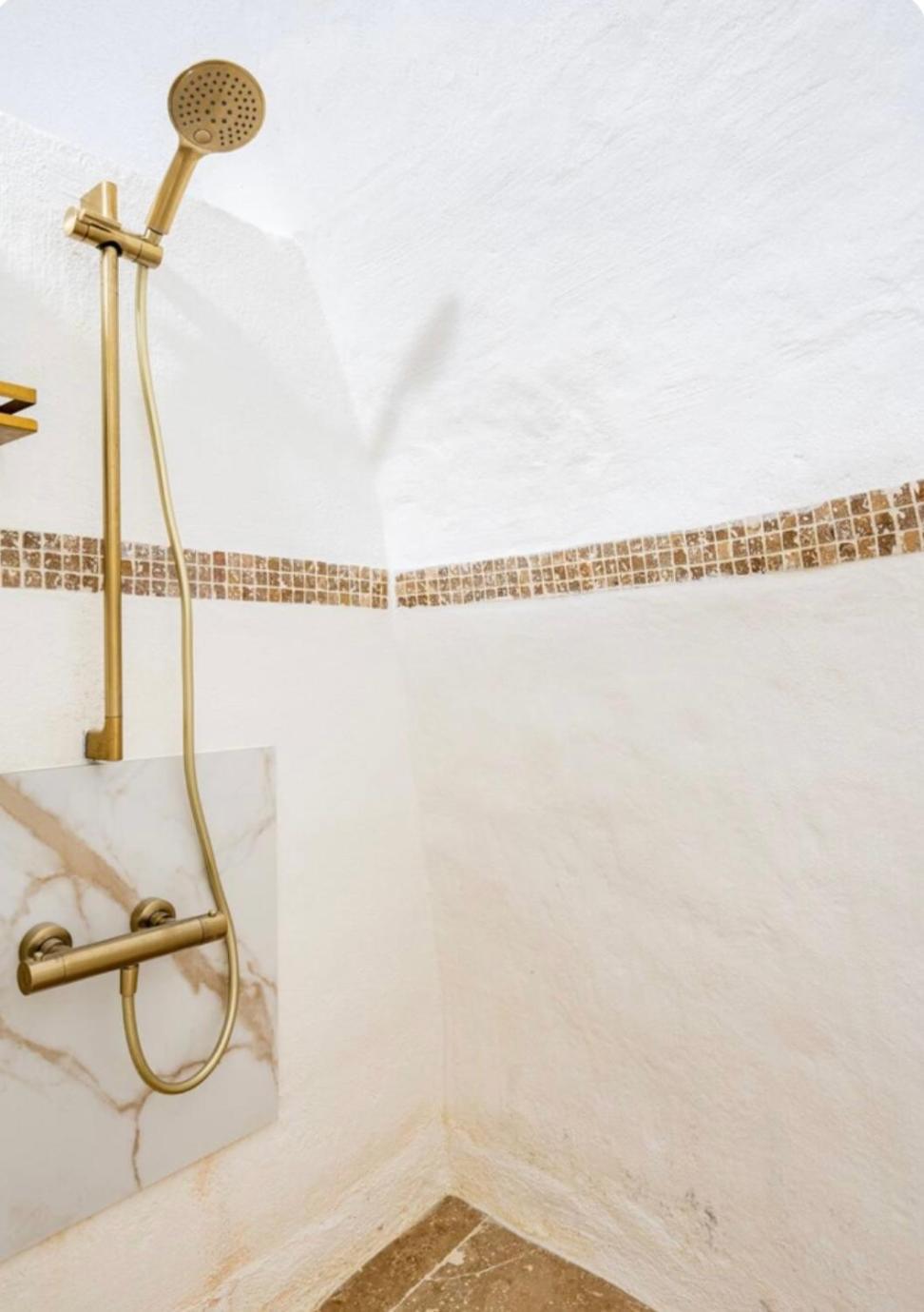 Le Temple D'Aphrodite, Appartement Avec Spa Vienne  Esterno foto